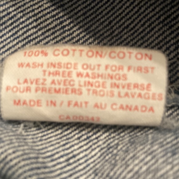 Vintage denim jacket made in Canada - Picture 4 of 5